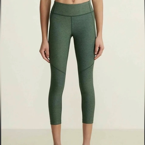 Outdoor Voices Pants - Outdoor Voices 3/4 Warmup Leggings Hunter Green XL Z
